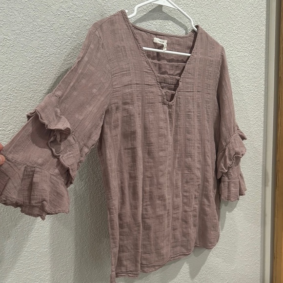 Maurice’s Women's Mauve Ruffle Sleeve Top Large - Picture 8 of 9